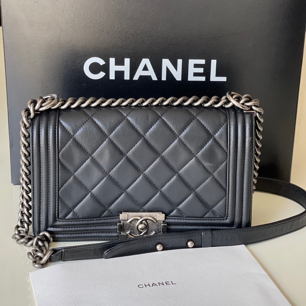 Chanel Quilted New Medium Boy Flap Black